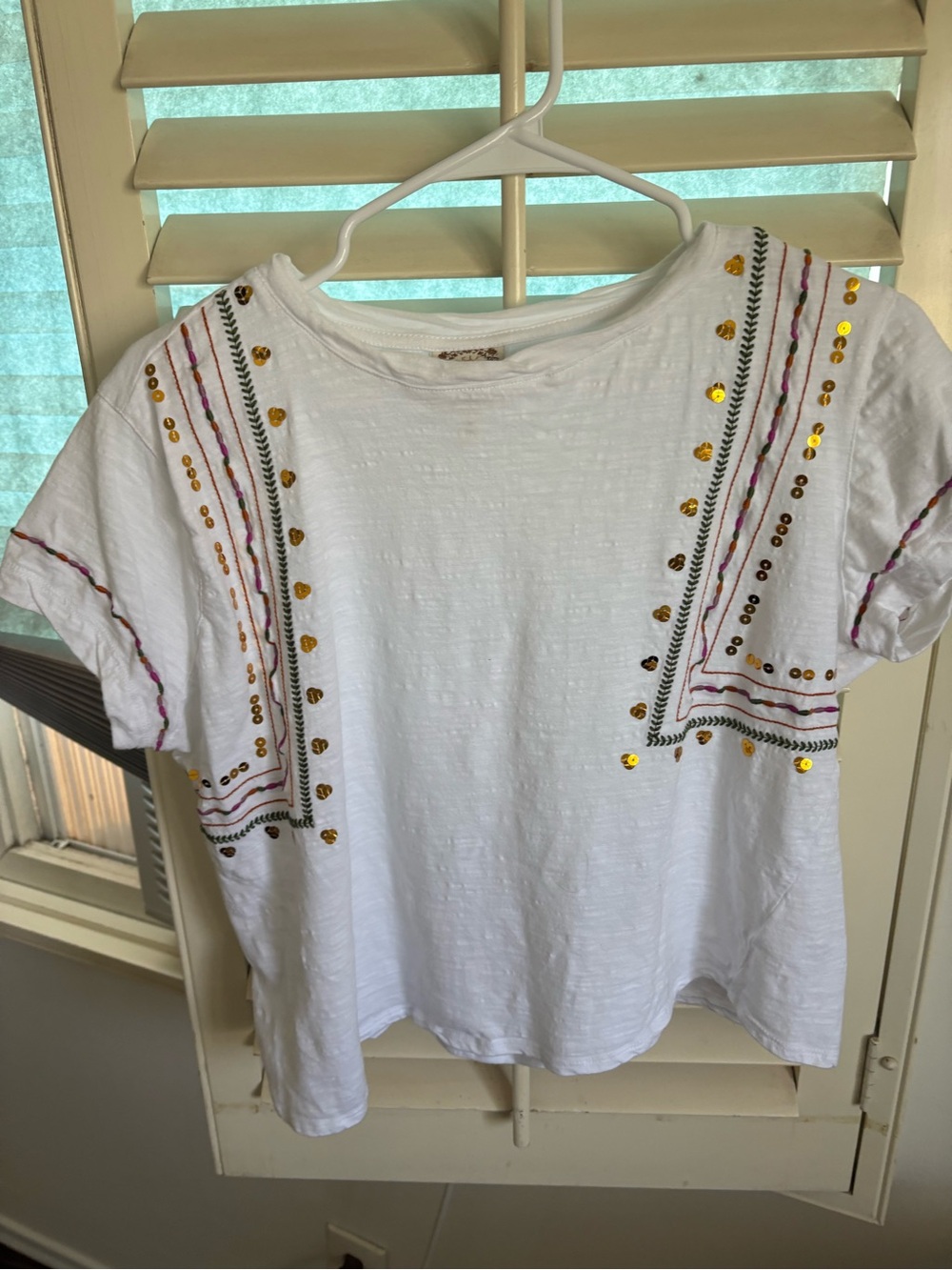 White Embellished Short-Sleeve Women's Tee with Gold Sequin Trim